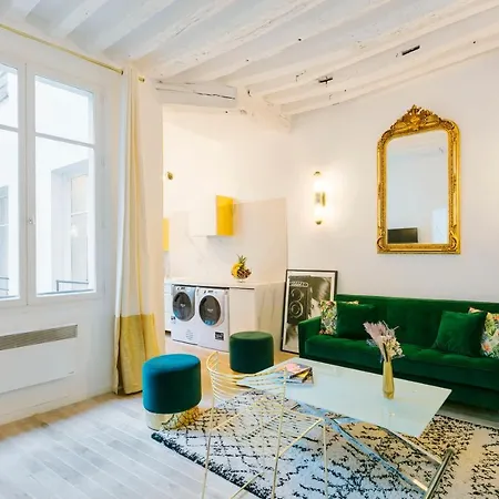 Chatelet - Louvre Paris